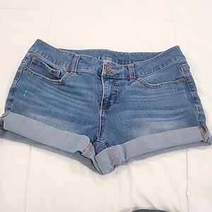 ✨️ Time and Tru Shorts Sz.4. T4